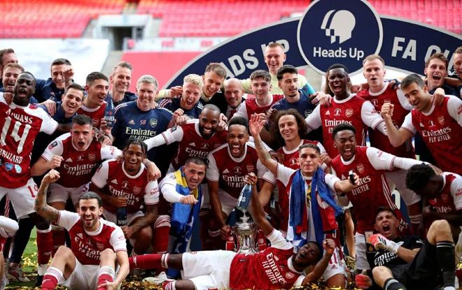 TA：帕尔默将庆祝动作注册为商标，球星品牌运营步入新阶段（TA：帕尔默将标志性庆祝动作商标化，个人品牌运营迈入新阶段）