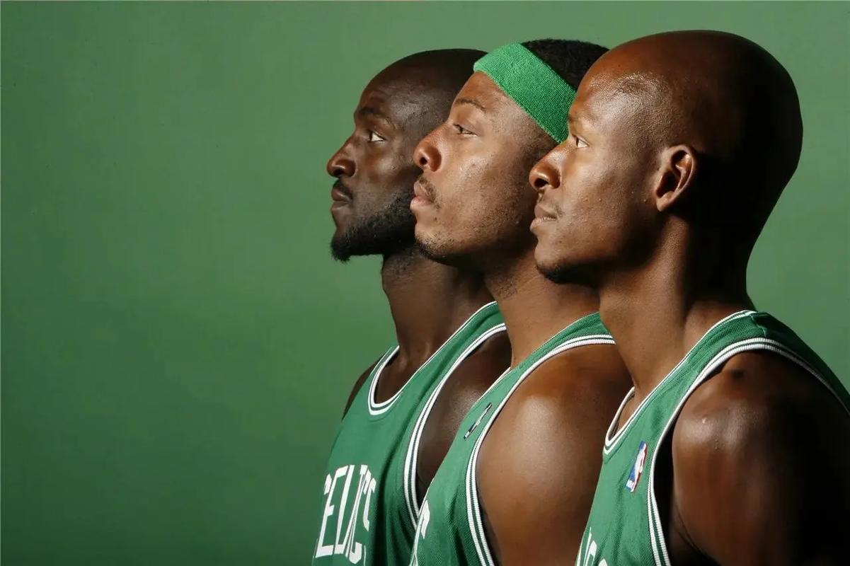 里程碑，吉拉西职业生涯已经在五大联赛打进100球（吉拉西达成里程碑：五大联赛生涯百球）