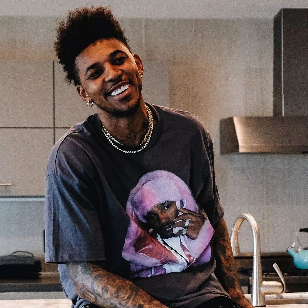 状态回调！爱德华兹6中3贡献11分，8失误创赛季新高（手感低迷！爱德华兹6投3中拿下11分，8次失误创赛季新高）