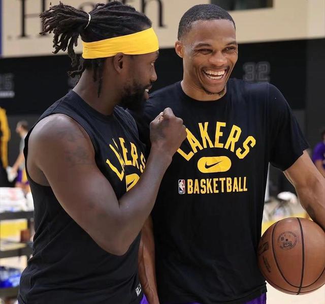 打进23球，费兰升至西班牙国家队历史射手榜并列第10（费兰第23球达成，升至西班牙队史射手榜并列第十）