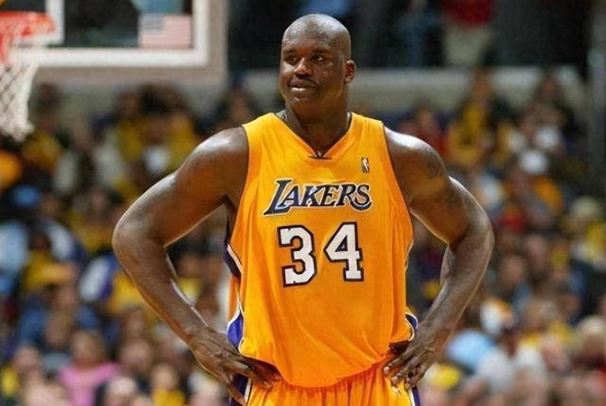 高效！切特13中9&三分4中4轰24分8板3帽（神准高效！切特13投9中、三分4投全中砍下24分8板3帽）