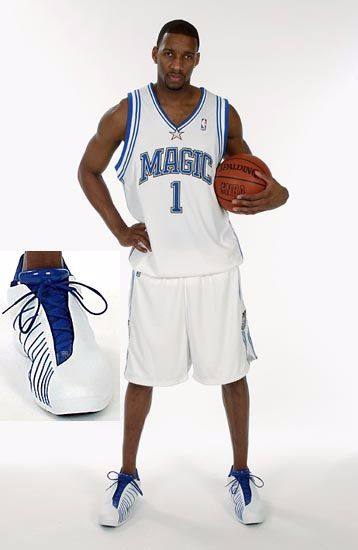 不冷静！萨格斯24分3抢断，末节4犯&关键时刻6犯离场（萨格斯24分3断，末节连吃4犯，关键时刻6犯毕业）