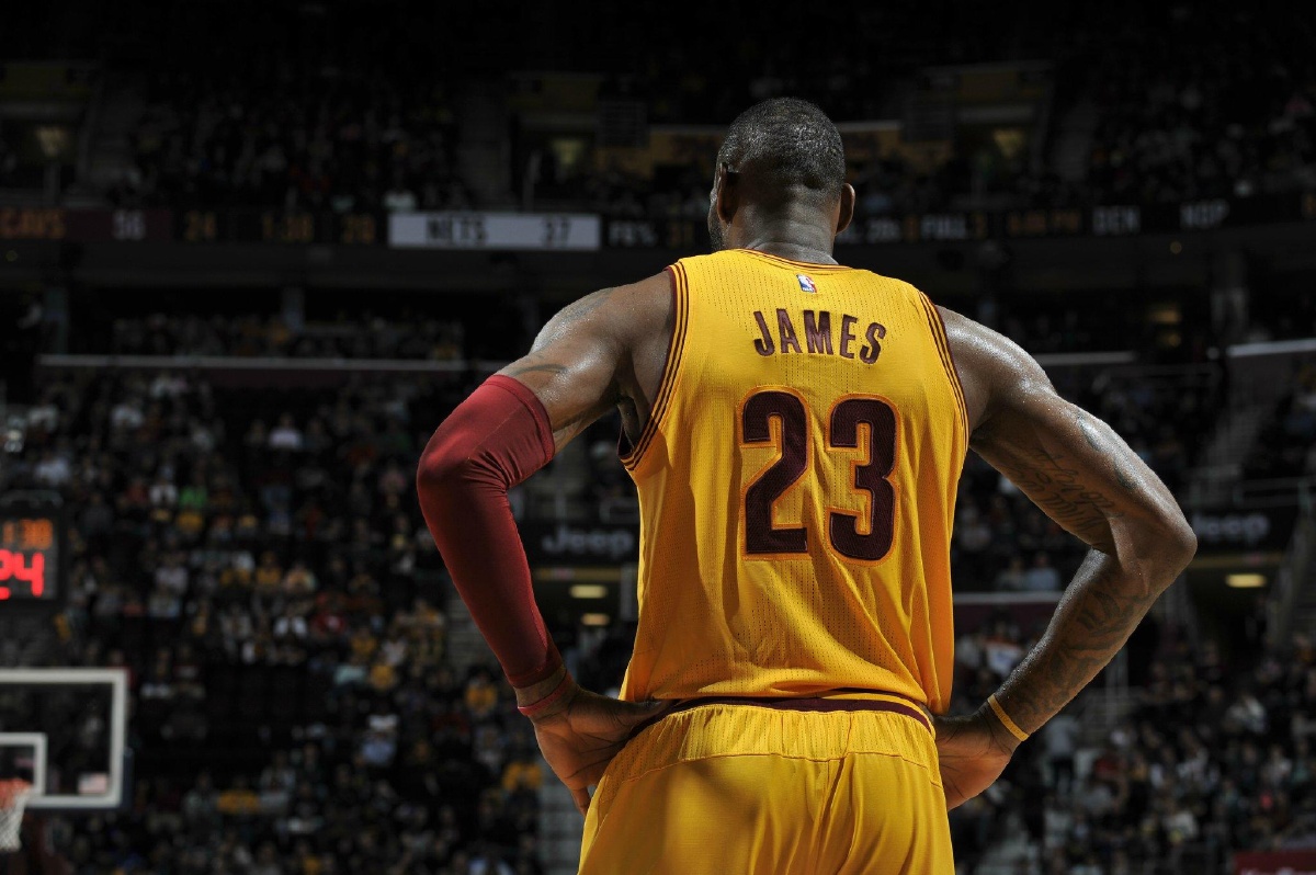 伊万：为自己所做的一切感到自豪，在足球领域留下了重要印记（伊万：我为自己的付出自豪，已在足坛留下深刻印记）