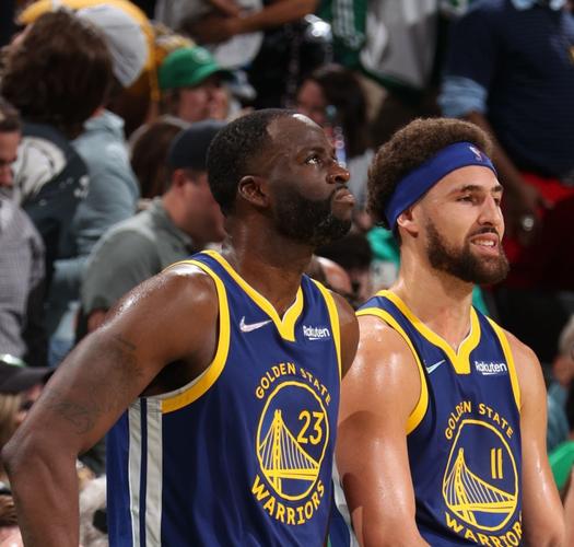 阿斯：西足协主席介入亚马尔事件；国家队和巴萨队医关系不睦（阿斯：西足协主席出面调停亚马尔风波，国家队与巴萨队医关系紧张）