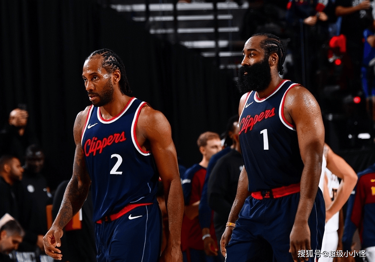 佩尼亚谈皇马第二球：维尼修斯撞到我，他犯规了（佩尼亚谈皇马第二球：维尼修斯先撞我，应判犯规）