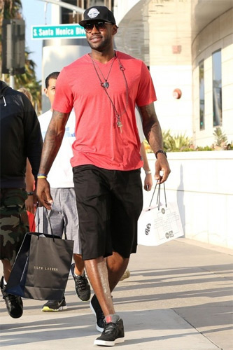 00后天才又刷新纪录（00后奇才再度改写纪录）