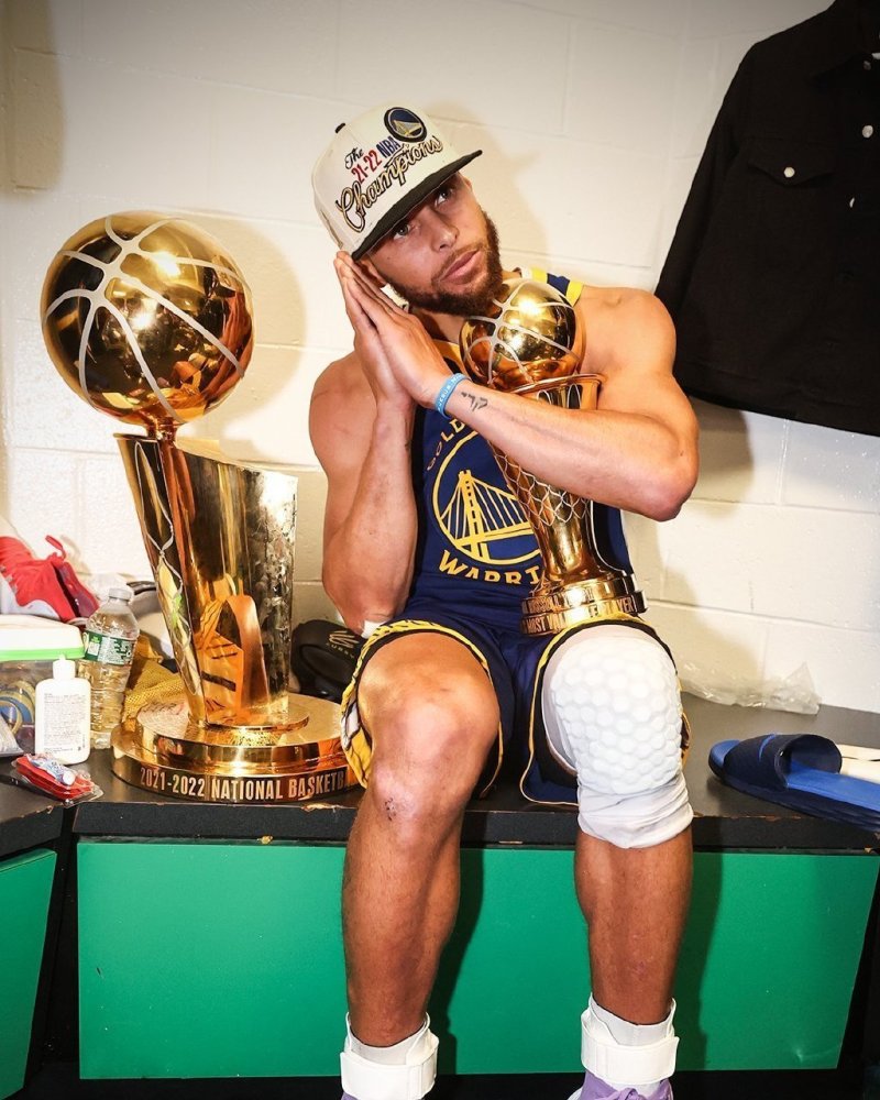 江苏排球全胜：U20男排击败强大山东进决赛！U18U20成年队都取胜（江苏排球全线告捷：U20男排力克劲旅山东闯入决赛，U18与成年队同日获胜）